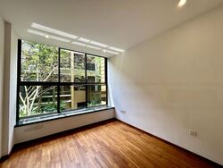 Holland Link (D10), Terrace #478551401